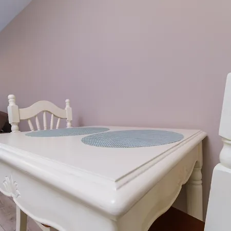 Ldv 13 1-bedroom Free Private Parking Appartement *